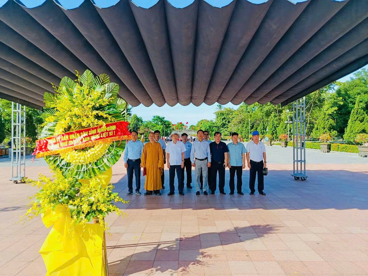 anh tin bai
